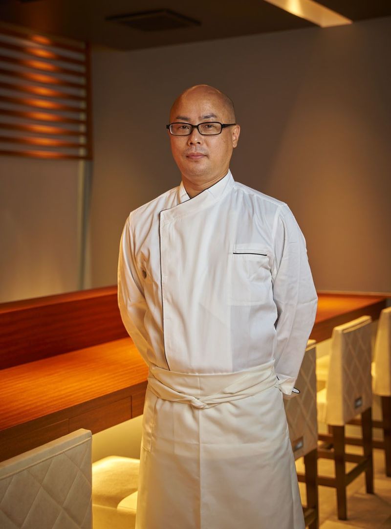 西中洲 隠れ家フレンチで大人のご褒美 記念日 会食 デート 様々な利用シーンにおすすめ Restaurant Aumo アウモ