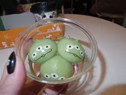 可愛い！美味しい！ディズニーランドでおすすめのグルメ♡