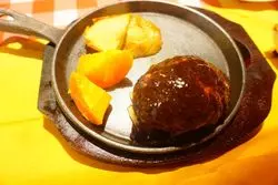 隠れた名店♪横浜で黒毛和牛100%のハンバーグを食べよう！