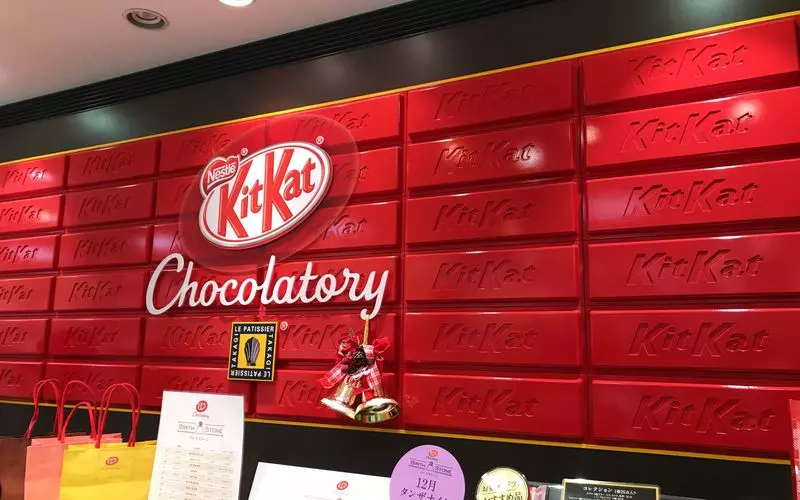 3. あのお菓子の高級版が池袋のデパ地下に！「キットカットショコラトリー」 1枚目