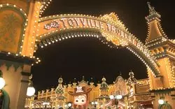 今年のクリスマスはディズニーで！充実の楽しみ方を紹介◎