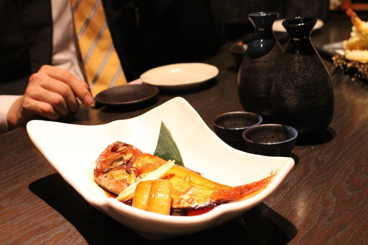 「東京魚河岸バル 吉今」の“吉今盛り”がアツ過ぎる。入れば常連になる秘密を体験の画像