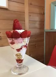 【静岡】石垣いちご発祥の地、久能街道の農園でいちごスイーツを