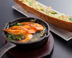 【神保町】「una casita」でにんにく×ヨーロピアンを味わう！
