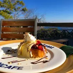 美味しいフレンチトーストはいかが？江ノ島絶景カフェ♡