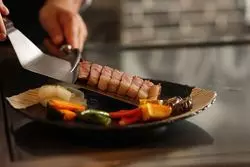 福岡でおすすめの鉄板焼き店14選！デートにぴったりのお店もご紹介