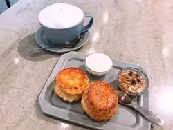 コーヒーもミルクティーも楽しめる！表参道カフェをご紹介☆