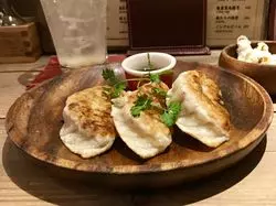 三軒茶屋のデートスポット！お洒落な創作餃子♪