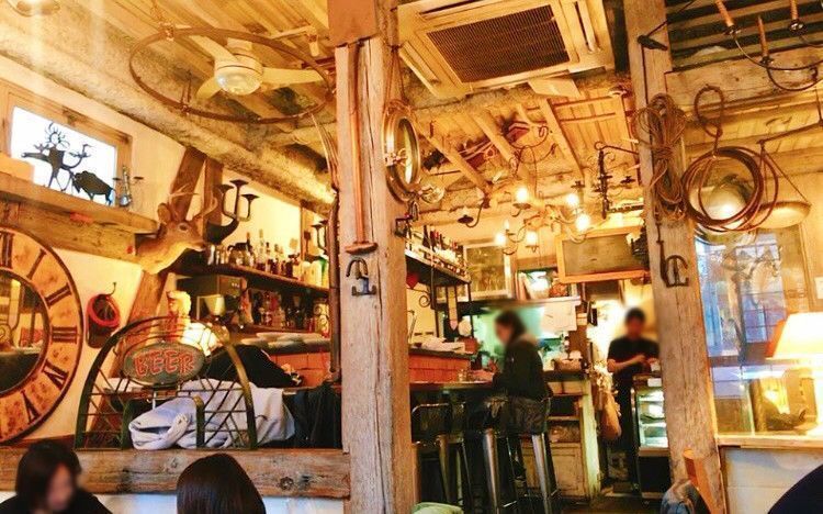 下北沢のレトロな雰囲気で昼飲み おしゃれに飲めるおすすめ10選 Aumo アウモ