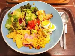 低カロリーでおいしい！渋谷のおすすめヘルシーランチ3選！