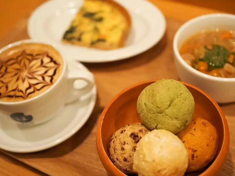 小腹を満たしたいときにもしっかり食べたいランチにも!ゆったりできる池袋のカフェ 1枚目