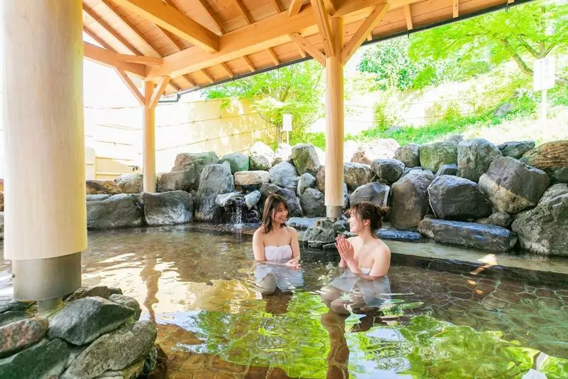 天然温泉を満喫しよう！ 1枚目