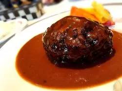 都心から2時間！山梨県甲府で食べておくべきグルメ3選