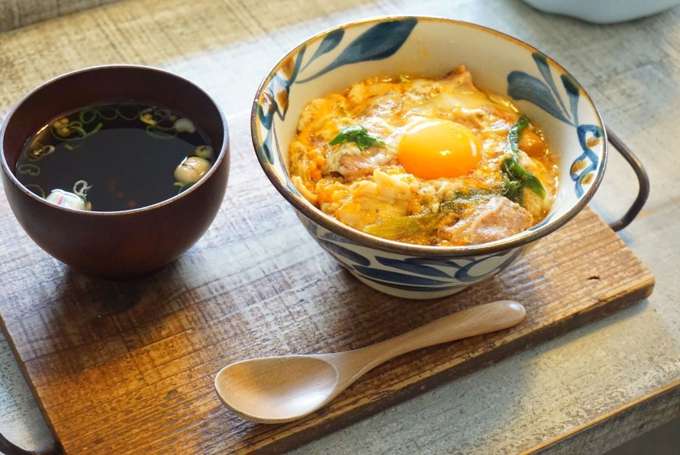 【沖縄】絶品親子丼と抹茶パフェが食べられる人気カフェ♡の画像