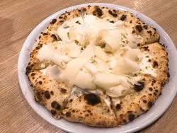 笹塚のイタリアンレストランで♪チーズと野菜をお腹いっぱい食べよう！