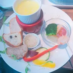 赤羽でチーズラクレット♡トロトロチーズが美味しすぎる！