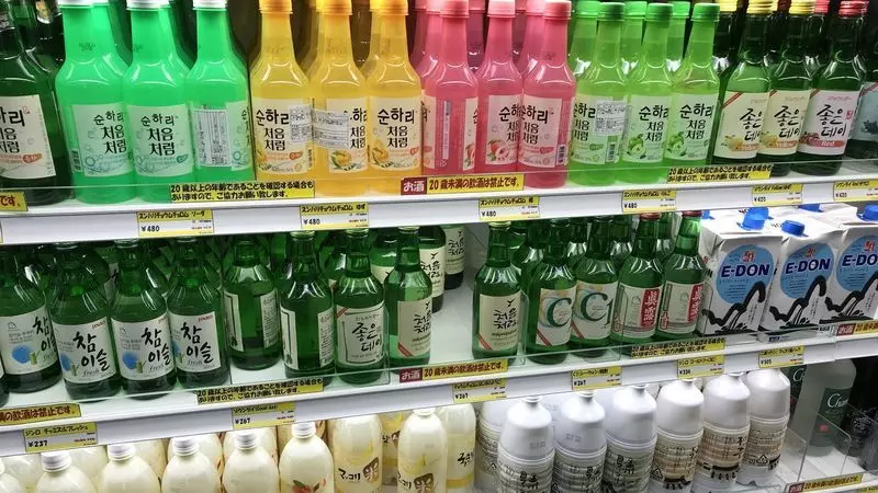 安い商品がたくさん！新大久保で買い物するなら見逃せない 1枚目