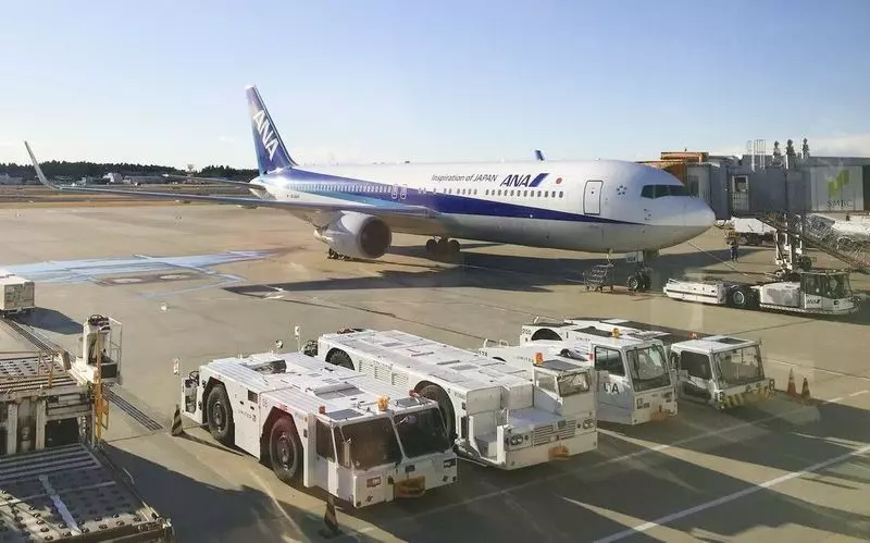 そもそも羽田空港に泊まって寝られる? 1枚目