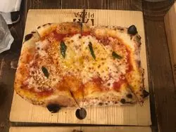 【大阪】ランチに◎1人サイズの可愛いピザが食べられるお店