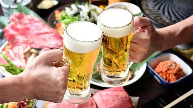 みんなでもりもり食べたいときにはこれ！焼肉×もつ鍋定番コース　 1枚目