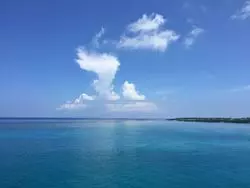 【鹿児島・沖永良部（おきのえらぶ）】綺麗な海で泳ぐならここ！