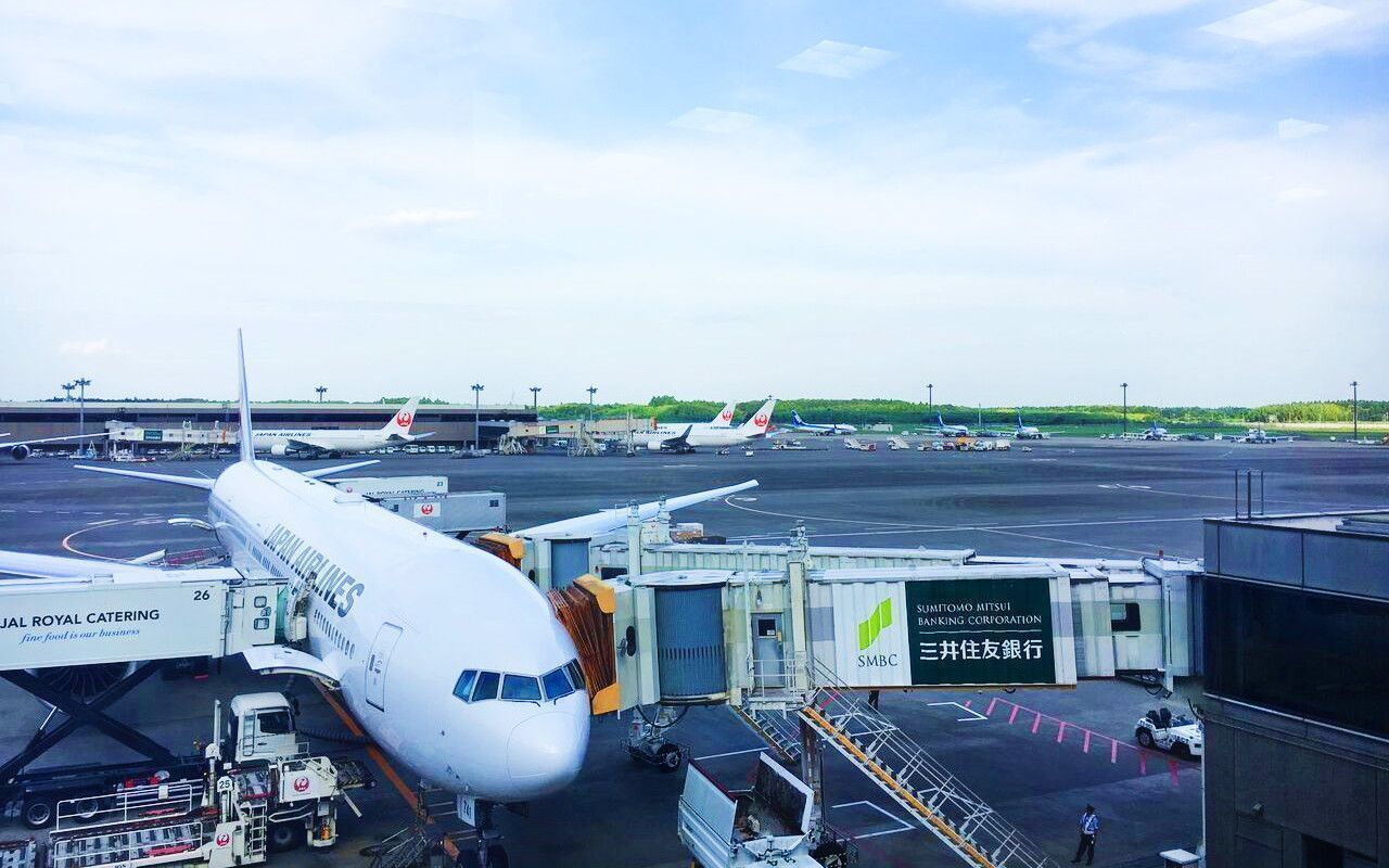 成田空港で空港泊するならこれ！持っていくべき便利グッズをご紹介の画像