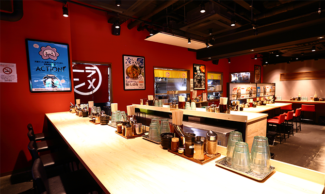 【難波】空腹にとんこつが染みるっ！「河童ラーメン本舗 千日前本店」の画像
