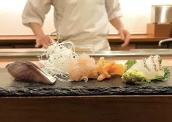 寿司職人の腕前が光る！おすすめの西新宿の本格江戸前寿司！