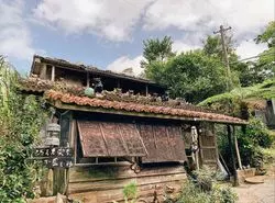 【沖縄の全てはここにありカフェ】やちむん喫茶シーサー園
