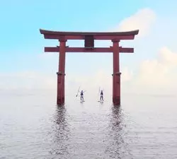 まるで海！？お手軽簡単♪琵琶湖でSUP体験