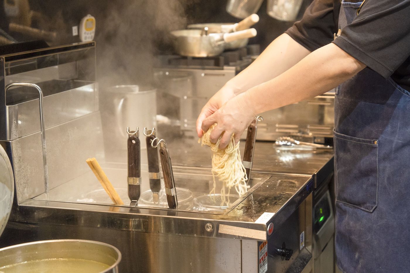 ワクワクするパワフルなラーメンが食べたい！『Ramen Izakaya Deniro』でココロオドル一杯を楽しもう！の画像