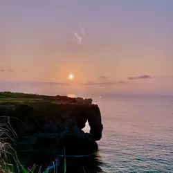 絶景観光スポット【万座毛】象の鼻とサンセットがコラボは絶景♡