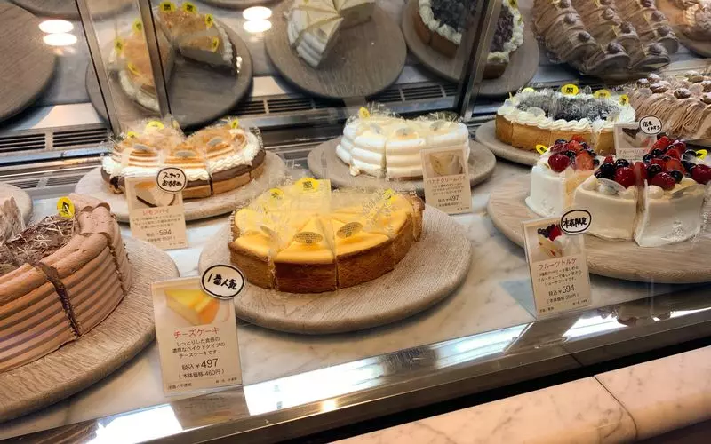 2. 吉祥寺で夜遅くてもケーキが買える所は「レモンドロップ」 1枚目