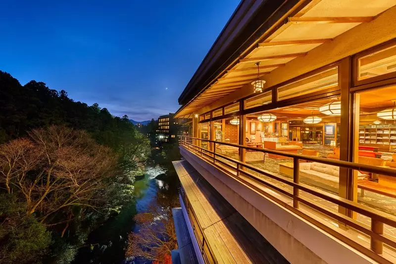 プレミアムバイキングにリニューアル！ご当地グルメや高級アイスクリームを食べ放題で楽しもう 2枚目