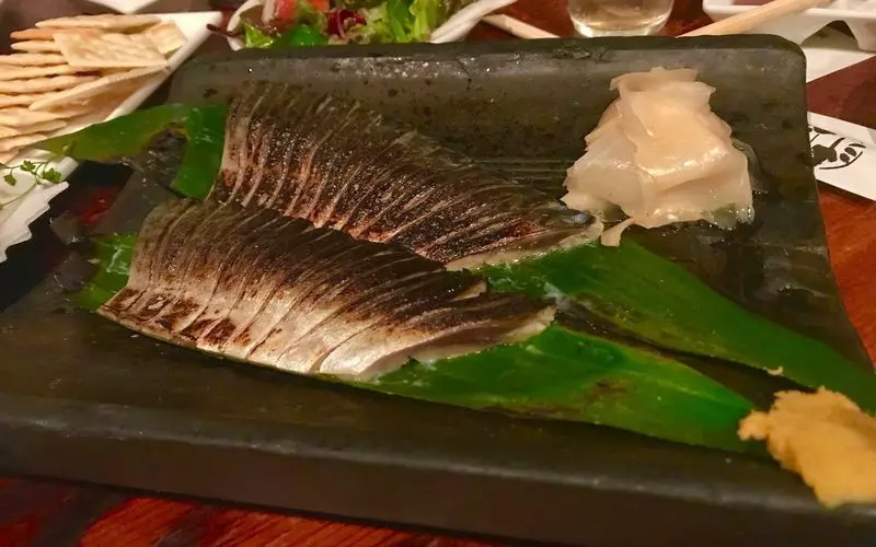 下北沢の居酒屋で美味しい「シメサバ」を食らう♡ 1枚目