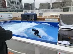 室内でサーフィン体験ができる「スポル品川大井町」って知ってる？！