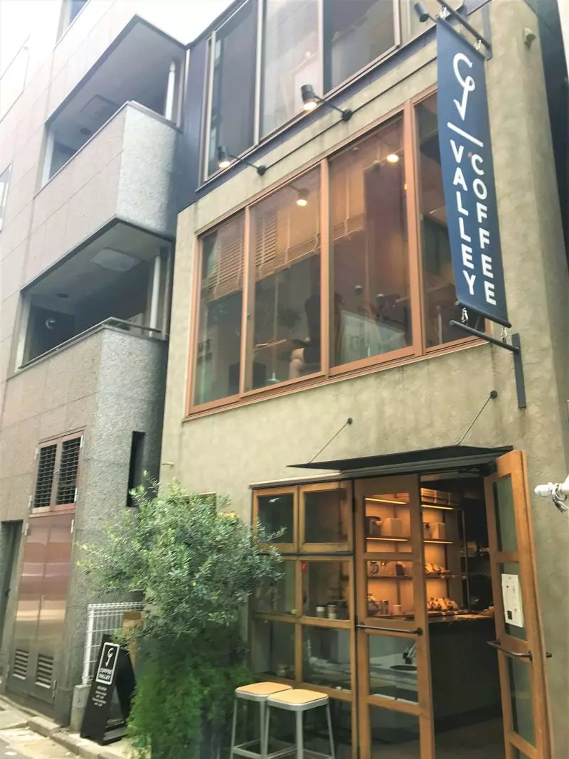 4. 池袋のひとりでも立ち寄りやすいカフェ「COFFEE VALLEY」【東口】 1枚目