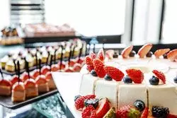 TABLE 9 TOKYOで絶品のスイーツビュッフェをご堪能あれ