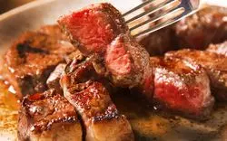 横浜・みなとみらいの肉ランチ！肉寿司からステーキまで厳選8選