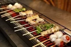【穴場な街・北千住】旨くて安いっ！人気の串物居酒屋4選◎