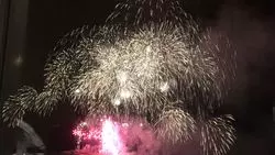 【沖縄】日本で1番早く感動する花火大会
