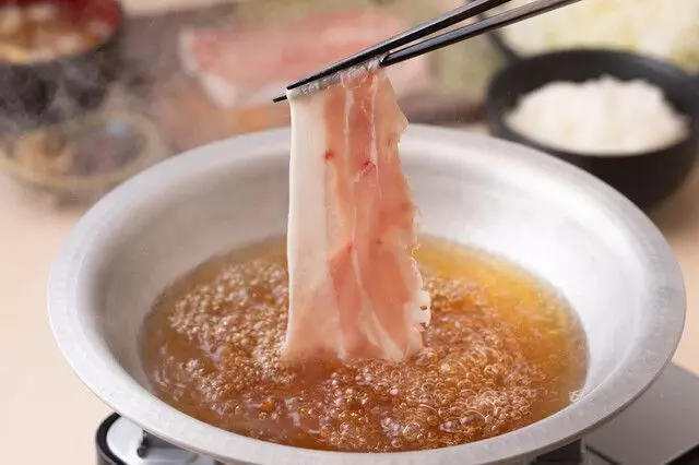 接待にも宴会にも便利！丸の内で夜ご飯なら個室完備居酒屋「豚料理 酔狂割烹 伊達」PR 2枚目