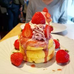 【武蔵小杉】何度も食べたくなる…！大人気のふわとろパンケーキを♪