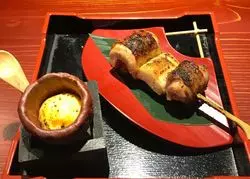 焼鳥のイメージが変わる！！三軒茶屋の創作焼鳥【華舞㐂屋 ろんど】