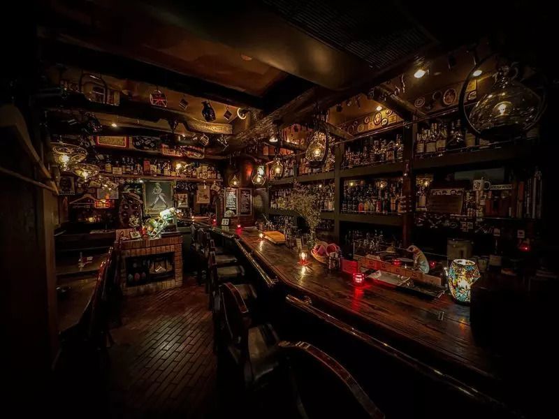 湯島駅周辺のおすすめバー7選！ひとり飲みも楽しめる名店や人気店を紹介の画像