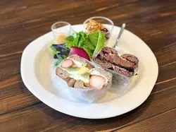 【広島】ヘルシードリンクとオーガニック料理◎お洒落カフェをご紹介