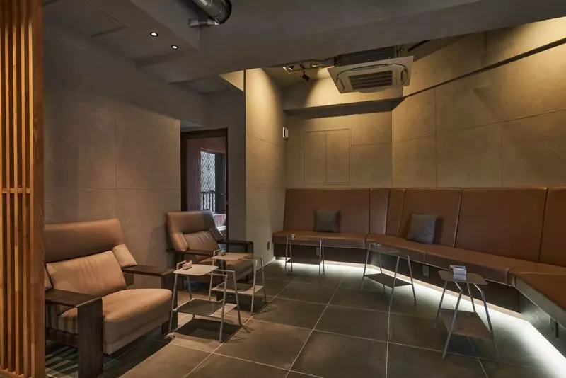 新宿の大人の隠れ家！ゆったりと落ち着いたデートができる「SHISHA maya 新宿三丁目店」PR 2枚目