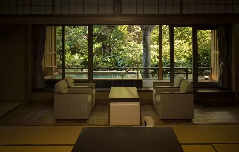 清流荘｜緑豊かな自然と庭園に包まれたおしゃれな旅館【PR】 2枚目