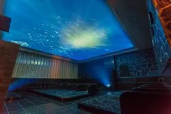 岩盤浴でプロジェクションマッピング？！「竜泉寺の湯 草加谷塚店」が気になる♡