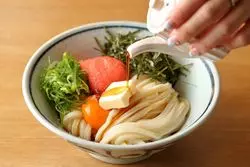 【つるもち食感で〆る】「うどんト酒場おがひろ」で財布に優しいサク飲みを♪